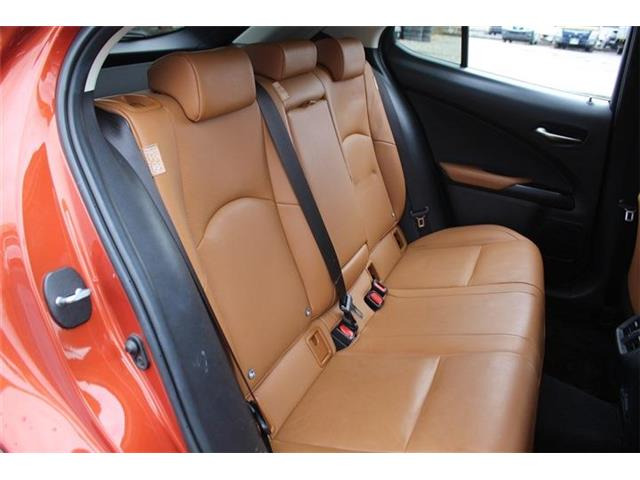 同業者様への販売はお断りさせていただきます。車検無し車両の場合は、車検を取得したお支払い総額で表示しております。