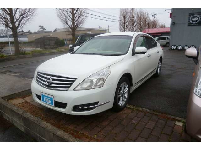 ティアナ2.5 250XE