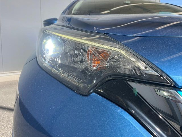 �yLED�w�b�h���C�g�z���V����ԑ��s�����ǍD�Ȏ��E���m�ۂ����S���ĉ^�]�ł��鍂�P�xLED�w�b�h���C�g�𑕔�!�_�����x�������A����d�͂��}�����Ă��܂��B