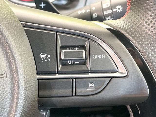 �y�S�ԑ��Ǐ]�@�\�t�N���[�Y�R���g���[���z�������H�ł̒��������s���y��!!�����ő��x��ۂN���[�Y�R���g���[�����A�Փˌy���V�X�e���ƘA�g���A�O���̎ԗ������m���ĎԊԂ�ۂ悤�ɑ��x���߂��Ă���܂�!!