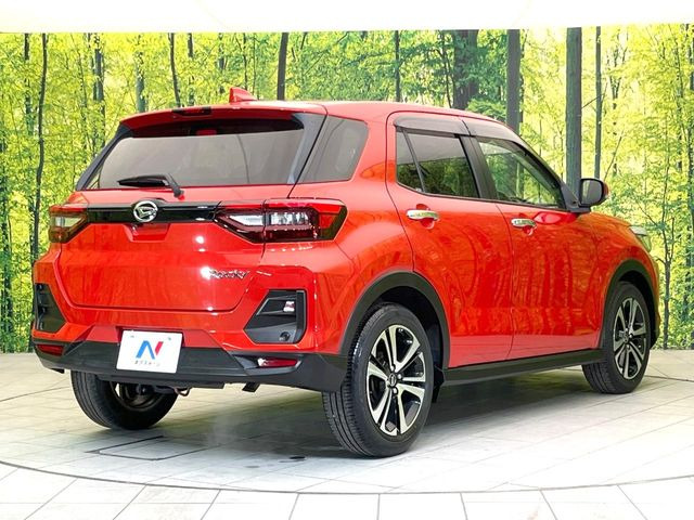 ☆全国のネクステージからお取り寄せが可能※!遠方の店舗に展示してあるクルマが気になる場合も、最寄りの店舗でご覧いただくことが可能です!是非私たちに要望をお聞かせください!※別途費用