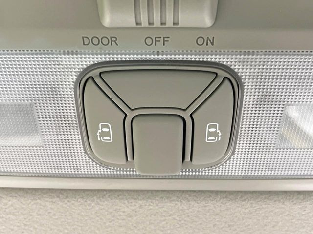 �y�����p���[�X���C�h�h�A�z�X�}�[�g�L�[��^�]�Ȃ̃X�C�b�`�Ō�ȗ����X���C�h�h�A�̊J���\���d��������͂����ăh�A���J����K�v�������A�����Ȃ��q�l�ł��ȒP�ɊJ���߂ł����K�ł���