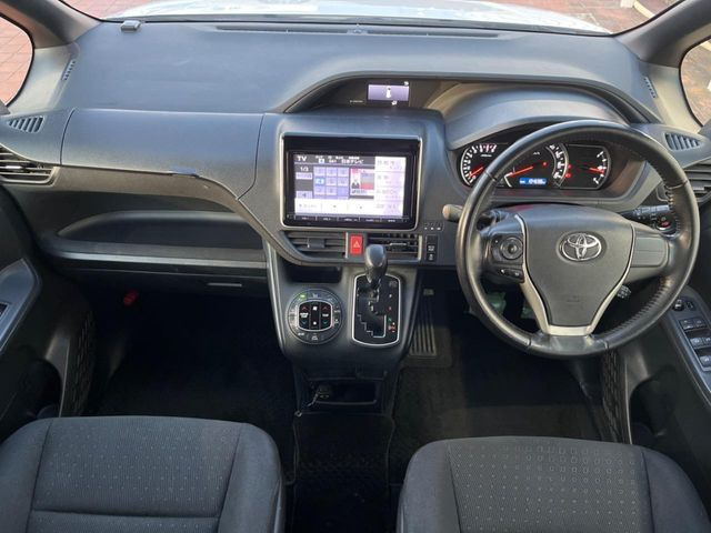 ヴォクシー2.0 V