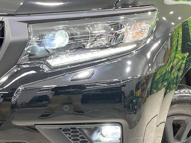 �yLED�w�b�h���C�g�z���V����ԑ��s�����ǍD�Ȏ��E���m�ۂ����S���ĉ^�]�ł��鍂�P�xLED�w�b�h���C�g�𑕔�!�_�����x�������A����d�͂��}�����Ă��܂��B