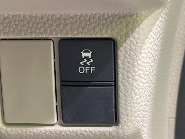 �y������h�~���u�z�ԗ��̉���������m����ƁA�����I�Ɏԗ��̐i�s������ۂ悤�Ɏԗ��𐧌䂵�܂��B�J�̓��ȂǊ���₷���H�ʏ󋵂ł����S�ȉ^�]���\�ł��B