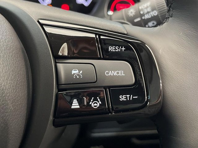 �y�A�_�v�e�B�u�N���[�Y�R���g���[���z�������H�ł̒��������s���y��!!�����ő��x��ۂN���[�Y�R���g���[�����A�Փˌy���V�X�e���ƘA�g���A�O���̎ԗ������m���ĎԊԂ�ۂ悤�ɑ��x���߂��Ă���܂�!!