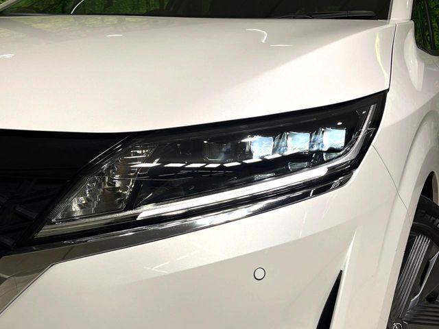 �yLED�w�b�h���C�g�z���V����ԑ��s�����ǍD�Ȏ��E���m�ۂ����S���ĉ^�]�ł��鍂�P�xLED�w�b�h���C�g�𑕔�!�_�����x�������A����d�͂��}�����Ă��܂��B