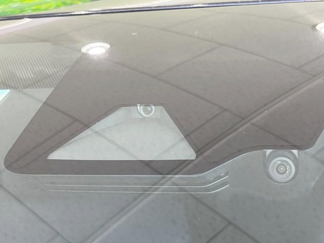 �y�g���^�Z�[�t�e�B�Z���X�z���s���ɑO���̎ԗ�����F�����A�Փ˂������Ȏ��͌x��ƃu���[�L�ŏՓˉ���Ɣ�Q�y�����A�V�X�g�B�����S�Ƀh���C�u�����y���݂��������܂��B