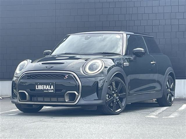 ミニクーパー S レゾリュート エディション DCT