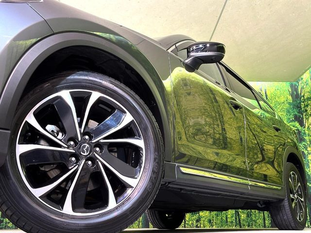 �y����19�C���`�A���~�z�C�[���z�O�ςɃ}�b�`���������A���~�z�C�[���𑕒����Ă���܂��B�e��ЊO�A���~�z�C�[����A�X�^�b�h���X�^�C�����戵�����Ă���܂��B���񂲑��k����������