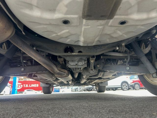 ����肪���ꂢ�Ȃ����ɁA�h�K���H�̎{�H���I�X�X���B�~��n��͂������A���ݕ��ɂ��Z���̕���A��Ń}�����E�E�B���^�[�X�|�[�c���������ɂ��D�]���������Ă���܂��B