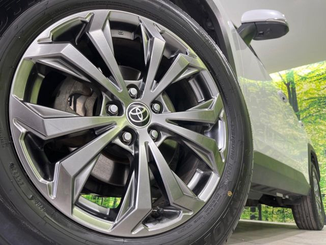 �y����18�C���`�A���~�z�C�[���z�O�ςɃ}�b�`���������A���~�z�C�[���𑕒����Ă���܂��B�e��ЊO�A���~�z�C�[����A�X�^�b�h���X�^�C�����戵�����Ă���܂��B���񂲑��k����������