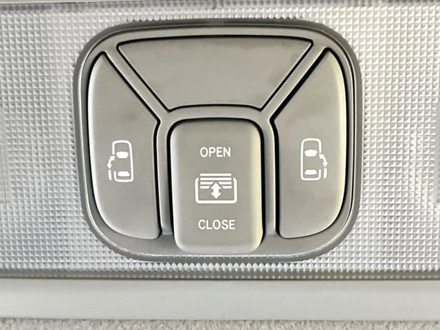 �y�����p���[�X���C�h�h�A�z�X�}�[�g�L�[��^�]�Ȃ̃X�C�b�`�Ō�ȗ����X���C�h�h�A�̊J���\���d��������͂����ăh�A���J����K�v�������A�����Ȃ��q�l�ł��ȒP�ɊJ���߂ł����K�ł���