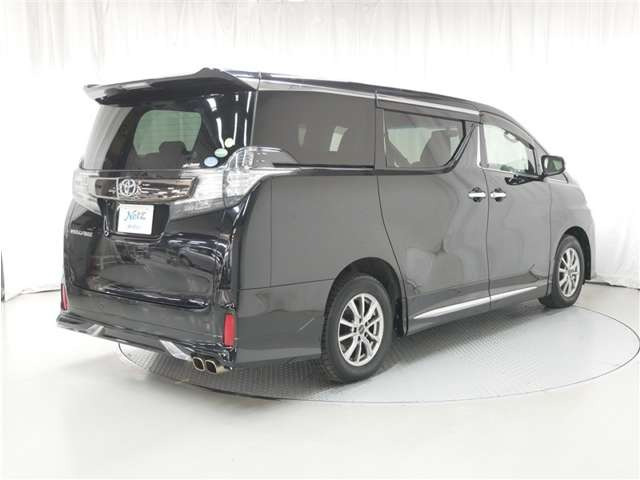 ヴェルファイア2.5 Z Aエディション ゴールデンアイズ 4WD