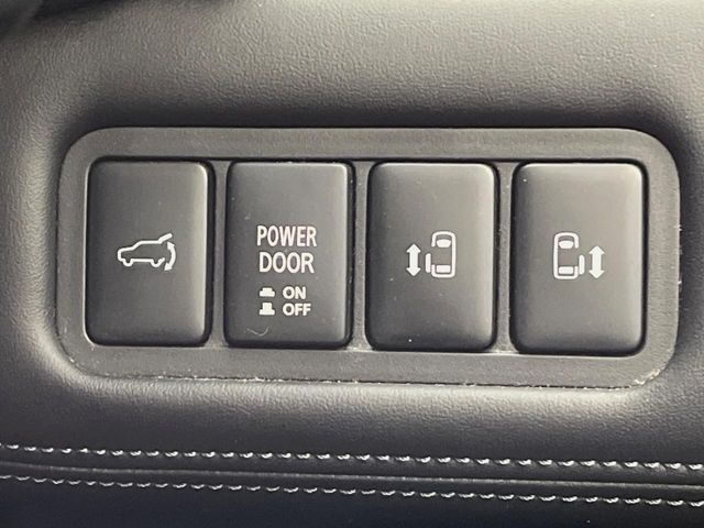 �y�����p���[�X���C�h�h�A�z�X�}�[�g�L�[��^�]�Ȃ̃X�C�b�`�Ō�ȗ����X���C�h�h�A�̊J���\���d��������͂����ăh�A���J����K�v�������A�����Ȃ��q�l�ł��ȒP�ɊJ���߂ł����K�ł���