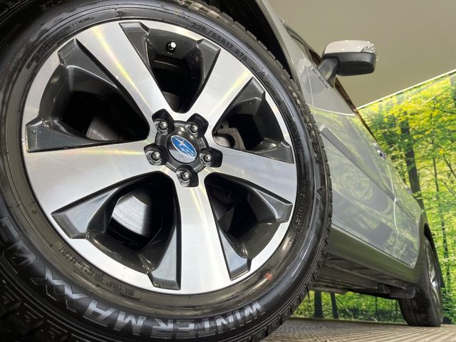 �y����17�C���`�A���~�z�C�[���z�O�ςɃ}�b�`���������A���~�z�C�[���𑕒����Ă���܂��B�e��ЊO�A���~�z�C�[����A�X�^�b�h���X�^�C�����戵�����Ă���܂��B���񂲑��k����������