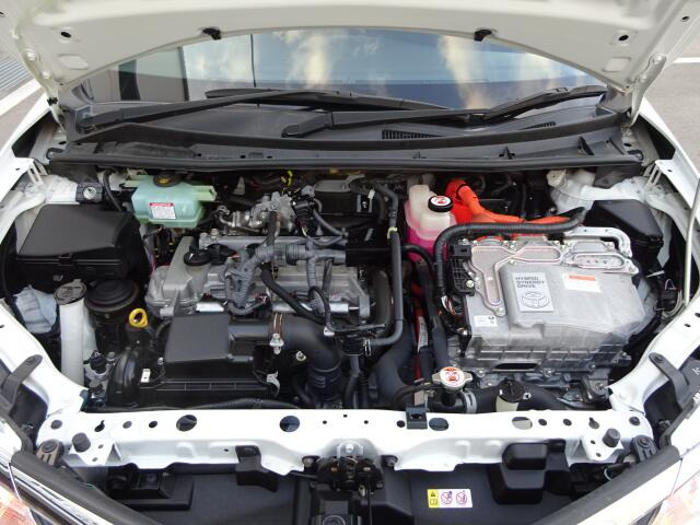 �G���W�����[�������ꂢ�ł���B�@�֋@�\�n���ǍD�ł��B�[�ԑO�ɓ_���������s���܂��B�G���W���I�C���E�I�C���t�B���^�[�E�G�A�R���t�B���^�[�E���C�p�[�S���͕K�������v���܂�.