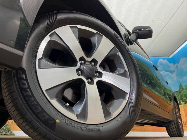 �y�����A���~�z�C�[���z�O�ςɃ}�b�`���������A���~�z�C�[���𑕒����Ă���܂��B�e��ЊO�A���~�z�C�[����A�X�^�b�h���X�^�C�����戵�����Ă���܂��B���񂲑��k����������