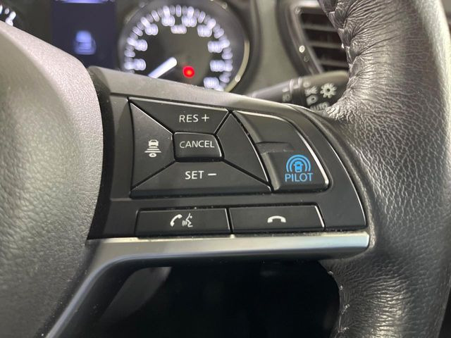 エクストレイル2.0 20Xi