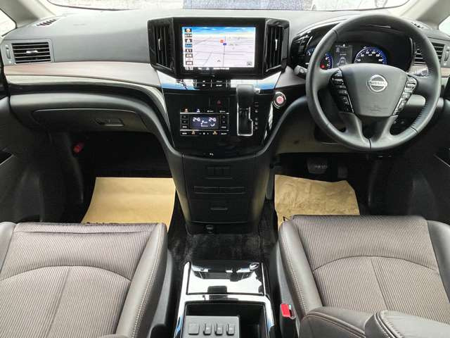 エルグランド2.5 250ハイウェイスターS