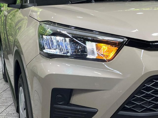 �yLED�w�b�h���C�g�z���V����ԑ��s�����ǍD�Ȏ��E���m�ۂ����S���ĉ^�]�ł��鍂�P�xLED�w�b�h���C�g�𑕔�!�_�����x�������A����d�͂��}�����Ă��܂��B