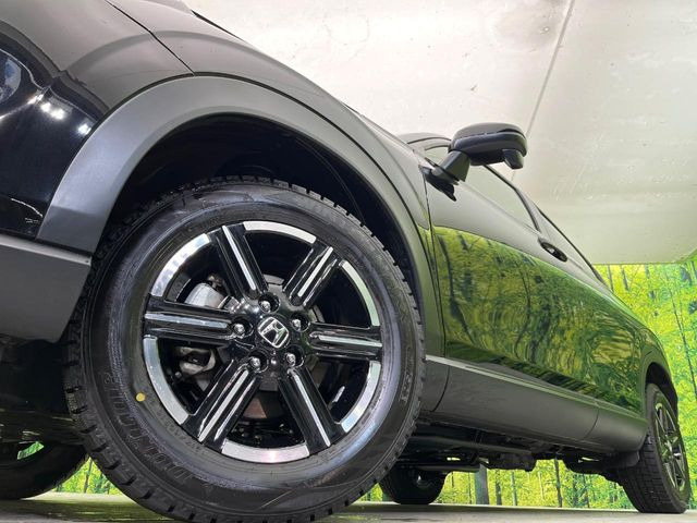 �y����16�C���`�A���~�z�C�[���z�O�ςɃ}�b�`���������A���~�z�C�[���𑕒����Ă���܂��B�e��ЊO�A���~�z�C�[����A�X�^�b�h���X�^�C�����戵�����Ă���܂��B���񂲑��k����������