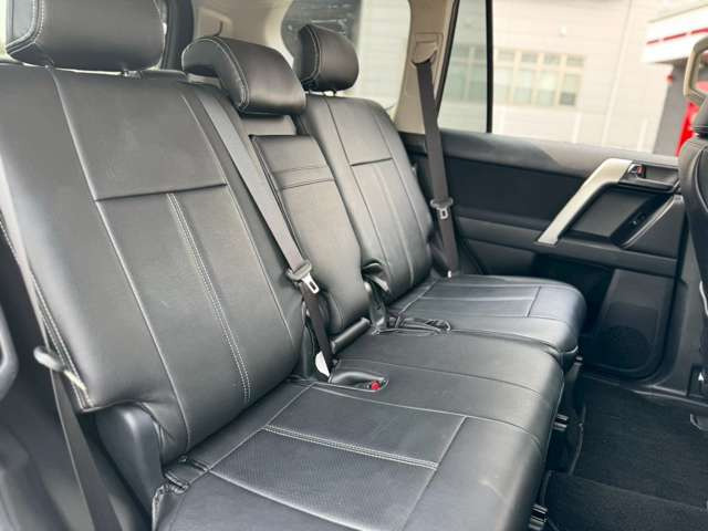 20代中心の若いスタッフがご対応させていただきます!お客様のご希望に添えるよう努めてまいりますので、宜しくお願い致します。自社整備工場も完備しご納車後のアフターメンテナンスもお気軽にご相談くださいませ。