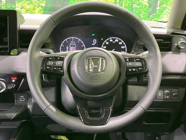 �y�����v�����X�e�A�����O�z�㎿�Ȋv���g�p���邱�ƂŁA��ɂ����������݂ƂĂ��^�]���₷���n���h���ł���