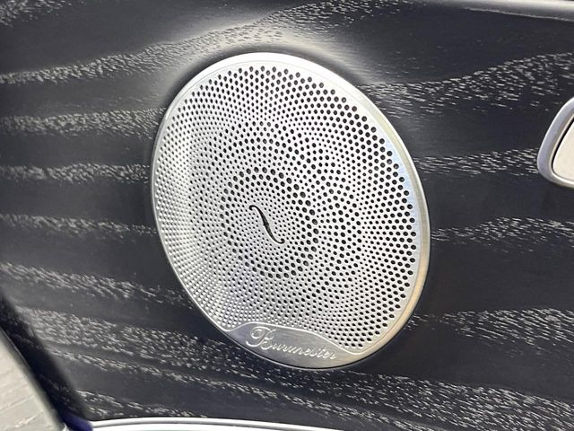 ��Burmester�T���E���h�V�X�e��:�n�C�G���h�I�[�f�B�I��僁�[�J�[����|����Ԑ�p�̃v���~�A���X�s�[�J�[�𑕔��B�����̃X�s�[�J�[����A���̗������܂ŕ����鍂�i���ȉ��y�����y���݂��������܂��B