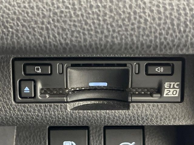 【ETC】高速道路の料金所をストレスなく通過!話題のスポットやサービスエリアに多い「スマートIC」利用時は必須のアイテムです。当店でセットアップを実施、ご納車当日からすぐにご利用いただけます!