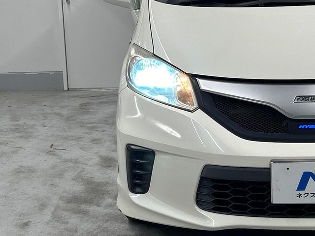 �yHID�w�b�h���C�g�z���ɖ��邭�O�����Ƃ炵�Ă����̂ŁA���V����Ԃ̑��s�������E�ǍD�ň��S���Ă���肢�������܂��B