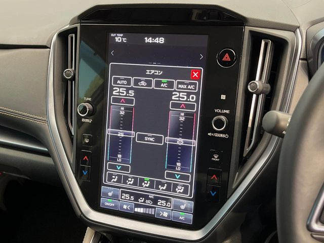 【11.6インチナビ】スマートフォン感覚で使用できる、インパクトのある11.6インチナビを装備!ナビやオーディオ操作はもちろん、各種車両情報もこの画面から確認・設定できます♪