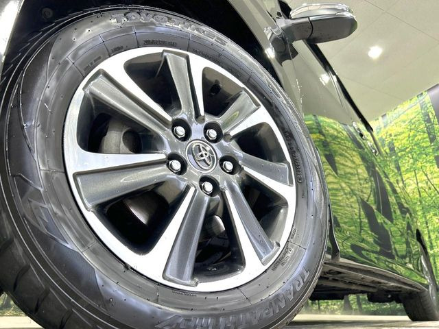 �y����16�C���`�A���~�z�C�[���z�O�ςɃ}�b�`���������A���~�z�C�[���𑕒����Ă���܂��B�e��ЊO�A���~�z�C�[����A�X�^�b�h���X�^�C�����戵�����Ă���܂��B���񂲑��k����������