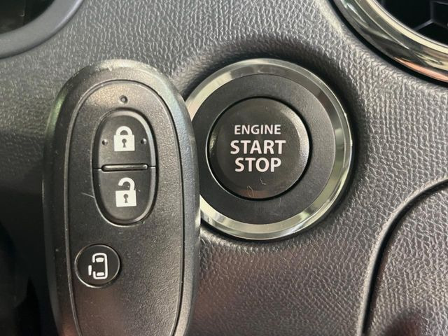 �y�L�[���X�X�^�[�g�V�X�e���z�J�o����|�P�b�g�ɓ��ꂽ�܂܂ł��h�A�̎{���E�������\�ȃX�}�[�g�L�[�𑕔��B�G���W���̃I���E�I�t�����J�M�����o���K�v����������Ƃ��Ă��֗��ł���