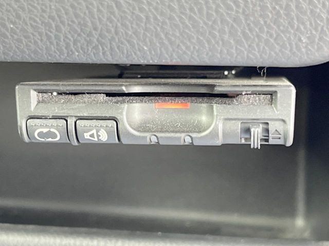 【ETC】高速道路の料金所をストレスなく通過!話題のスポットやサービスエリアに多い「スマートIC」利用時は必須のアイテムです。当店でセットアップを実施、ご納車当日からすぐにご利用いただけます!