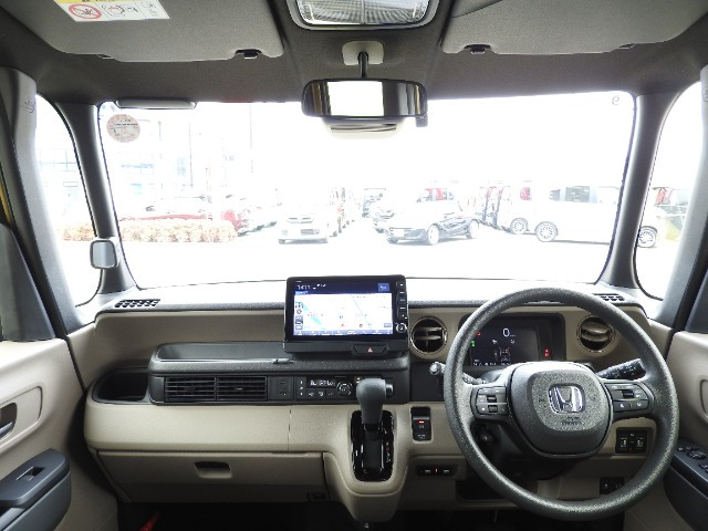 N-BOXジョイ 2トーン