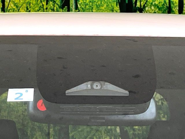 �y�g���^�Z�[�t�e�B�Z���X�z���s���ɑO���̎ԗ�����F�����A�Փ˂������Ȏ��͌x��ƃu���[�L�ŏՓˉ���Ɣ�Q�y�����A�V�X�g�B�����S�Ƀh���C�u�����y���݂��������܂��B