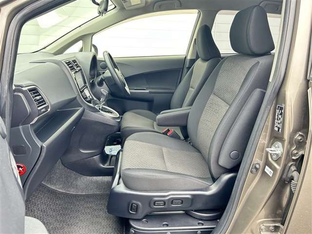 ラクティス1.5 G ウェルキャブ 助手席リフトアップシート車 Aタイプ