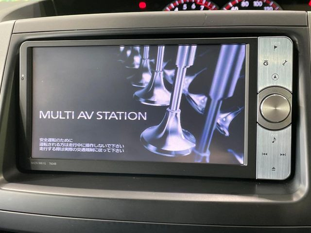 �y�����i�r�z�l�C�̏����i�r�𑕔��B�I�[�f�B�I�@�\���[�����Ă���ABluetooth�ڑ�����΂������̃X�}�z��MP3�v���C���[�̉��y���Đ��\!�����̉^�]������Ɋy�����Ȃ�܂�!!