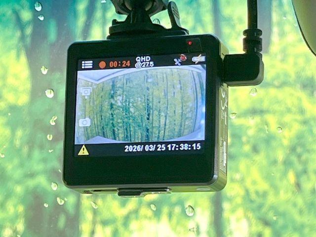 �y�h���C�u���R�[�_�[�z�h���C�u���R�[�_�[����!���s���͂������A������^�]�⎖�̂ɑ��������ہA�f���ŋL�^���A����̃��X�N�ɔ����܂��B���L�^�pSD�J�[�h�͂��q�l�����g�ł��������������K�v������܂��B