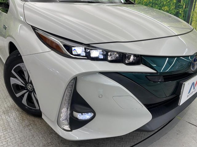 �yLED�w�b�h���C�g�z���V����ԑ��s�����ǍD�Ȏ��E���m�ۂ����S���ĉ^�]�ł��鍂�P�xLED�w�b�h���C�g�𑕔�!�_�����x�������A����d�͂��}�����Ă��܂��B