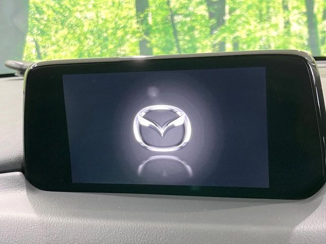 �y�}�c�_�R�l�N�g�i�r�z�ԓ��̕��͋C�Ƀ}�b�`������̌^�^�C�v�̃i�r�B�e����q�ݒ��Bluetooth�Đ����A�l�X�ȋ@�\���y���߂܂��B�����I�ȃ_�C�������삪�\�ŁA�g��������ǍD�ł��B