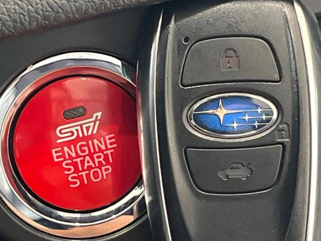 �y�A�N�Z�X�L�[&�v�b�V���X�^�[�g�z�J�o����|�P�b�g�ɓ��ꂽ�܂܂ł��h�A�̎{���E�������\�ȃX�}�[�g�L�[�𑕔��B�G���W���̃I���E�I�t�����J�M�����o���K�v�������A�{�^�����v�b�V�����邾����OK��