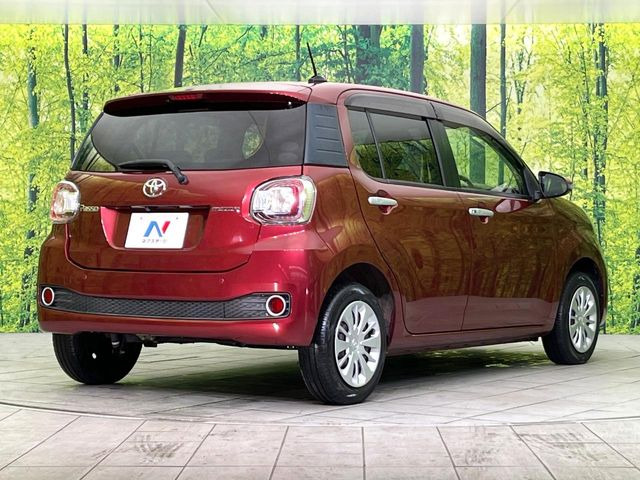 安心の最長10年・走行無制限保証(有償)をご用意。保証内容も充実はもちろん、無料点検&オイル交換や、年中無休の全国・24時間ロードサービスも付帯されておりますのでご安心下さい。