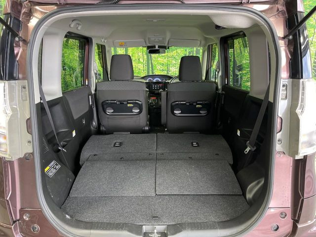 ���i�̂���������ʋ΁A���}���ɏ\���ȉ׎��X�y�[�X���m�ۂ��Ă���܂��B�Z�J���h�V�[�g��|���ƁA�傫�ȉו��̐ύڂ��\�ł���