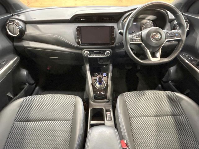 グループ総在庫数約30,000台!!全国の系列店からメーカー・車種問わずご紹介出来るので、あなたにピッタリのお車が見つかるはずです♪まずはお問い合わせ下さい☆