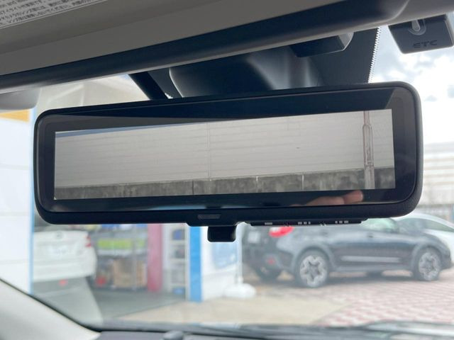 �y�X�}�[�g�����r���[�~���[�z��Ȃ̑傫�ȉו��⓯��҂Ō�����m�F���Â炢���ł����S!�J�������B�e�����ԗ�����̉f�������[���~���[���ɕ\���B�N���A�Ȏ��E�ŏ󋵂̊m�F���\�ł�!