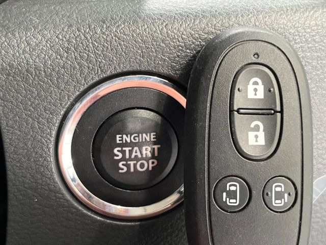 �y�L�[���X�X�^�[�g�V�X�e���z�J�o����|�P�b�g�ɓ��ꂽ�܂܂ł��h�A�̎{���E�������\�ȃX�}�[�g�L�[�𑕔��B�G���W���̃I���E�I�t�����J�M�����o���K�v����������Ƃ��Ă��֗��ł���