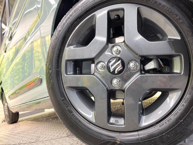 �y�����A���~�z�C�[���z�O�ςɃ}�b�`���������A���~�z�C�[���𑕒����Ă���܂��B�e��ЊO�A���~�z�C�[����A�X�^�b�h���X�^�C�����戵�����Ă���܂��B���񂲑��k����������