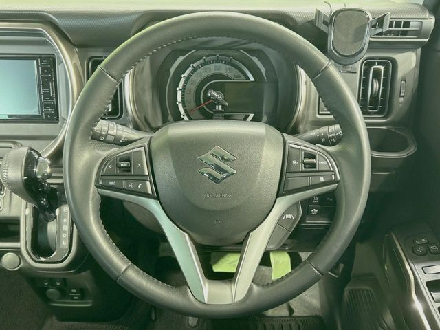 �y�����v�����X�e�A�����O�z�㎿�Ȋv���g�p���邱�ƂŁA��ɂ����������݂ƂĂ��^�]���₷���n���h���ł���